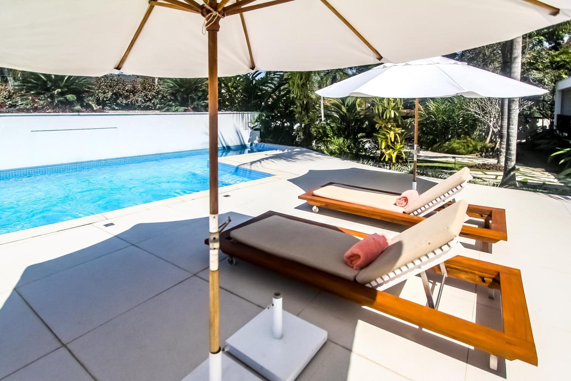 Tropical Contemporary Suites باراتي المظهر الخارجي الصورة