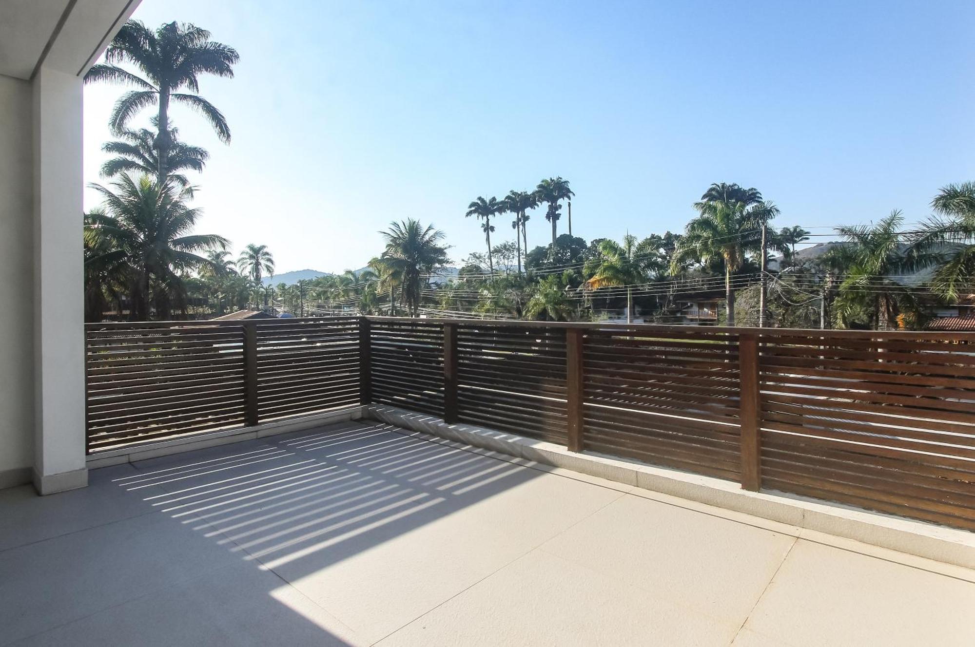 Tropical Contemporary Suites باراتي المظهر الخارجي الصورة