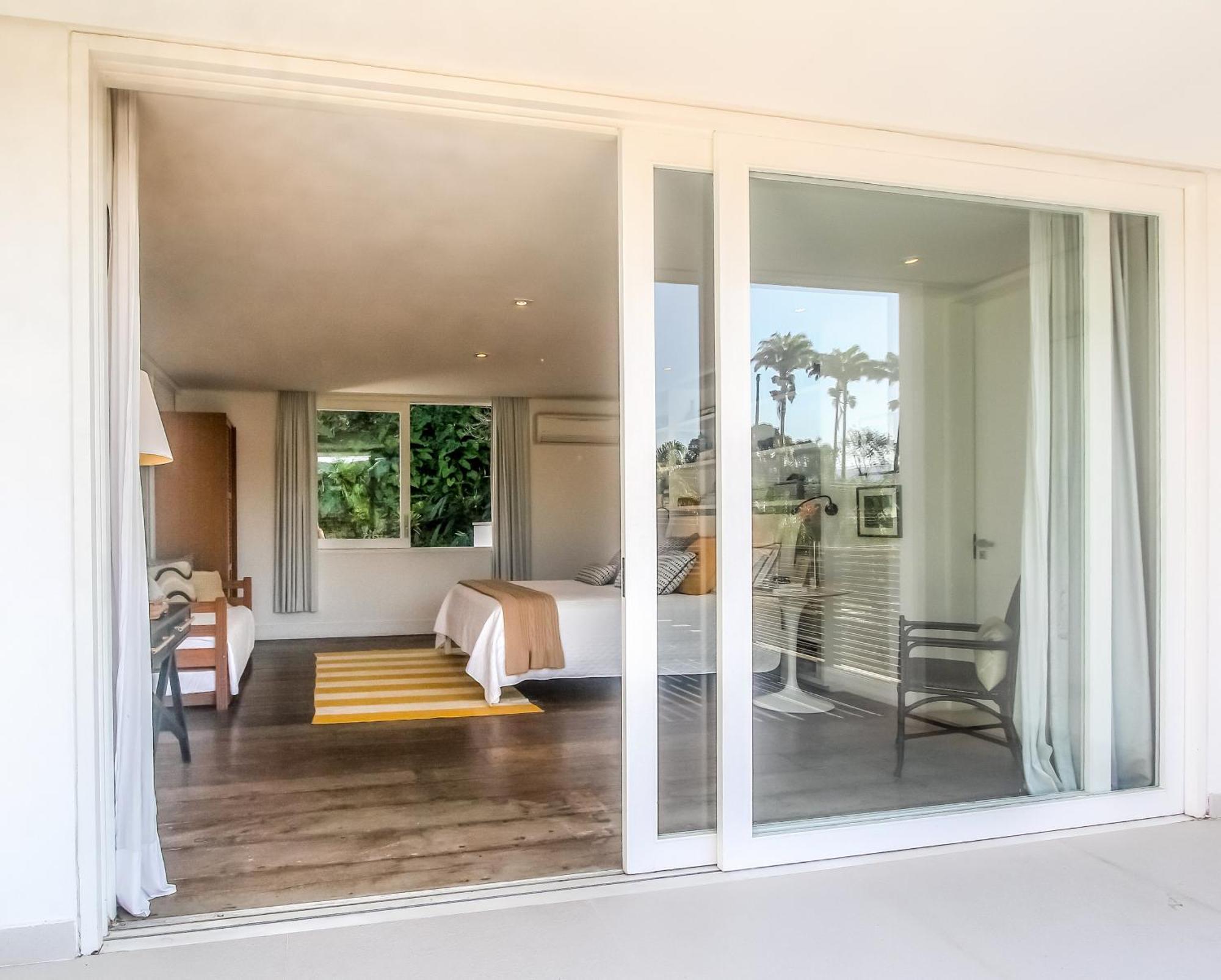 Tropical Contemporary Suites باراتي المظهر الخارجي الصورة