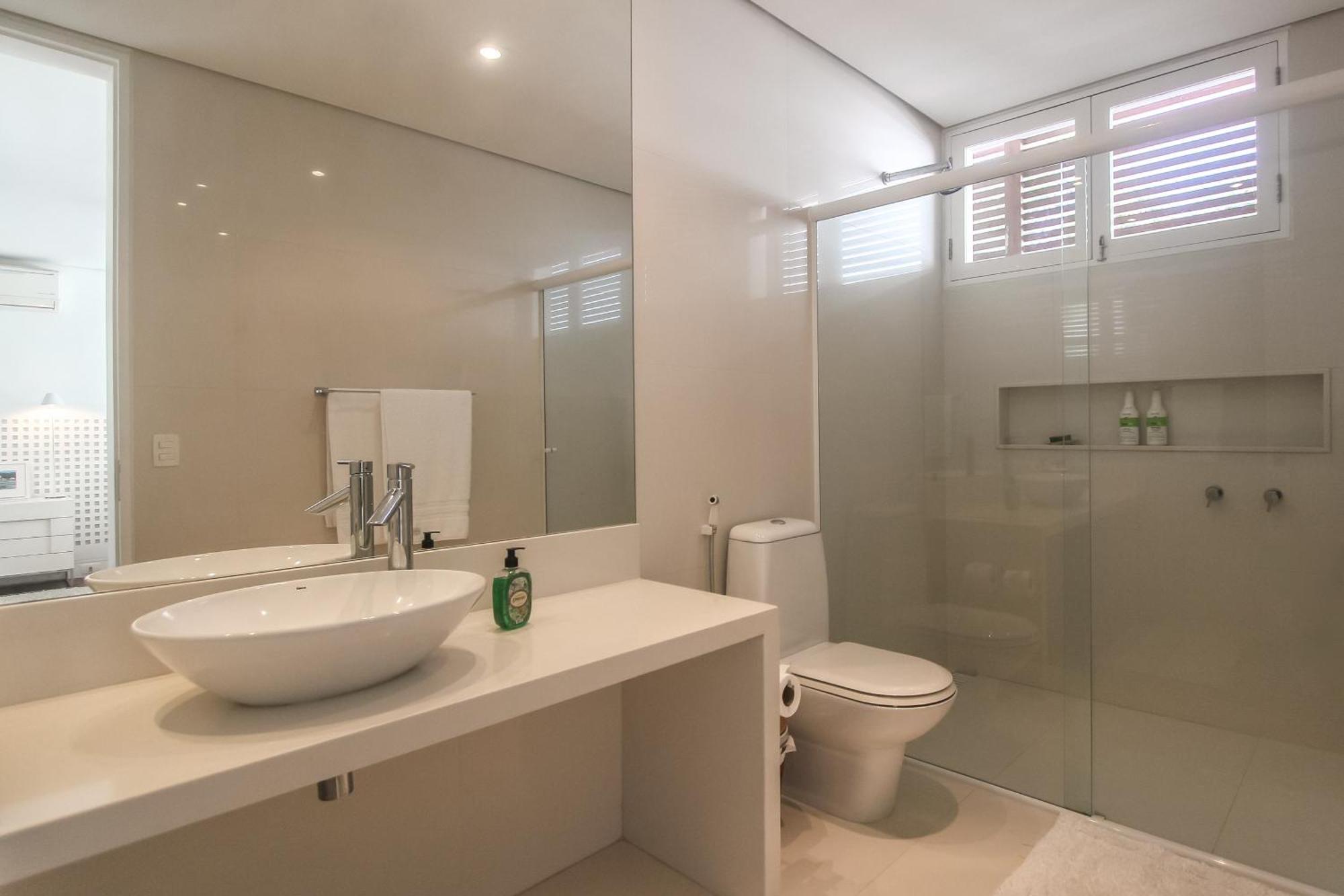 Tropical Contemporary Suites باراتي المظهر الخارجي الصورة
