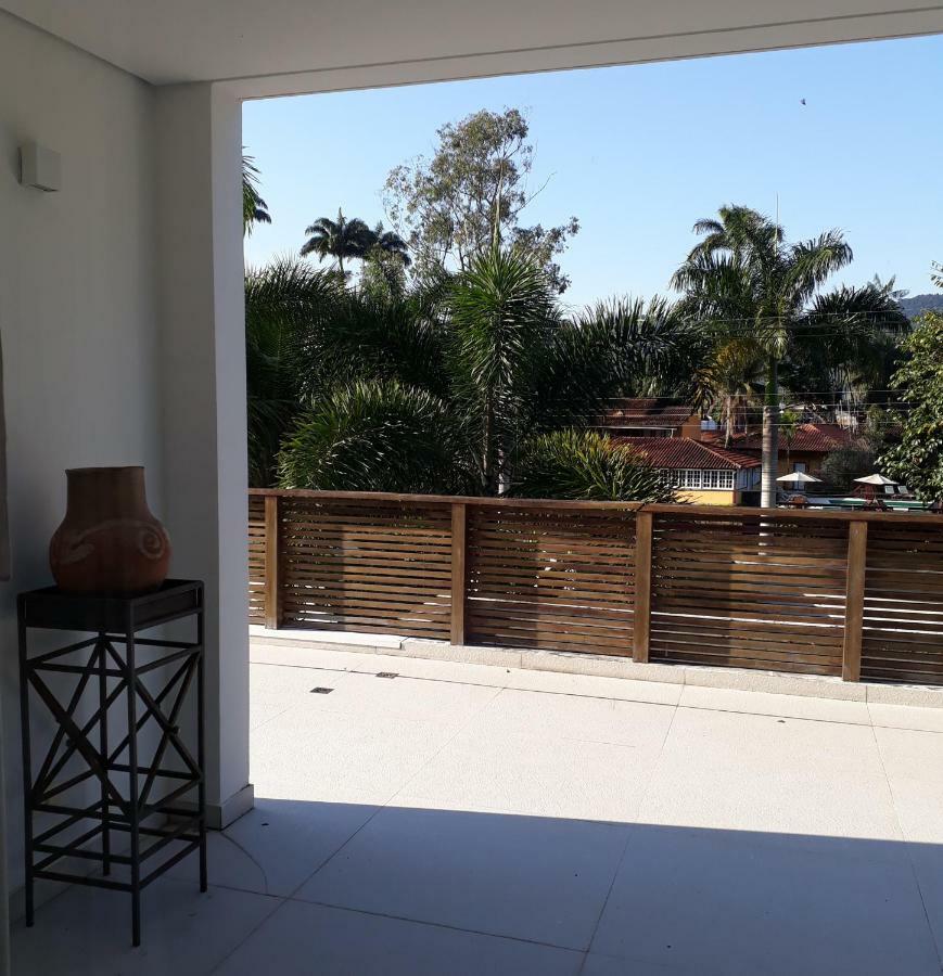 Tropical Contemporary Suites باراتي المظهر الخارجي الصورة